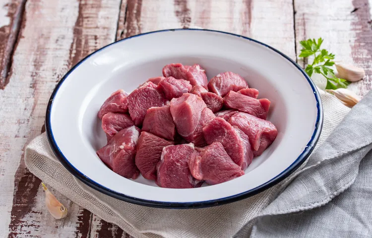 Fresh Mutton Boneless, 60-100 gm/pc, 1 Kg Pack